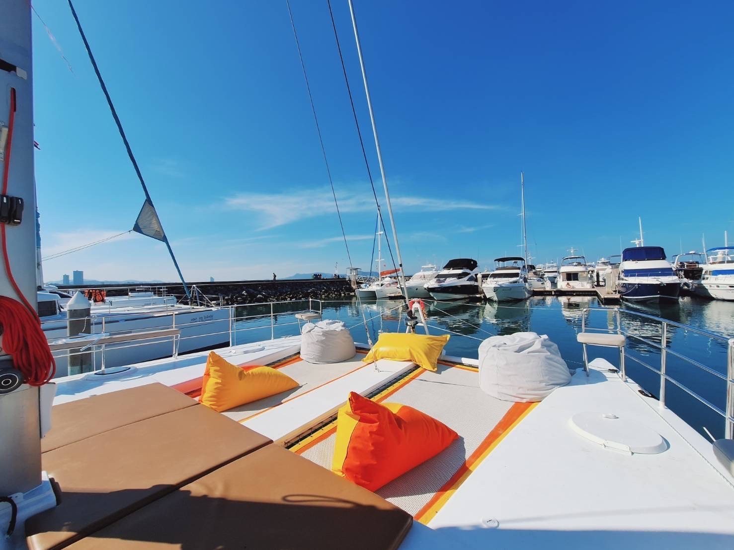 BONITA YACHT image 4