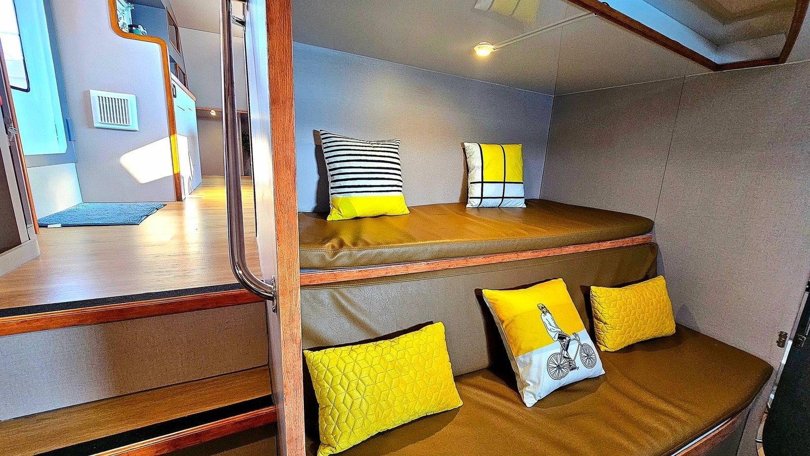 BONITA YACHT image 10