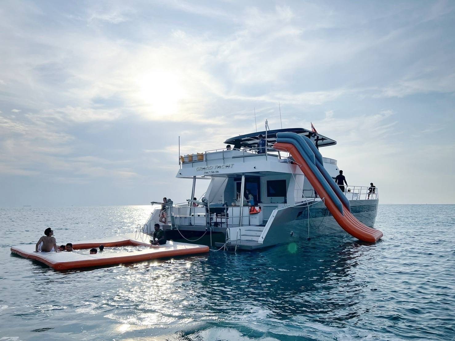 ELITE YACHT image 6