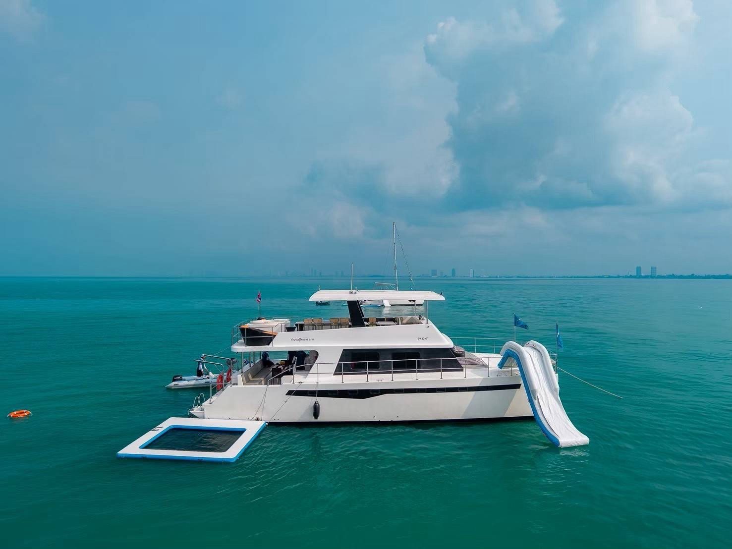 HAMONY YACHT image 13
