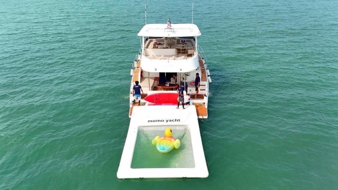 MOMO YACHT