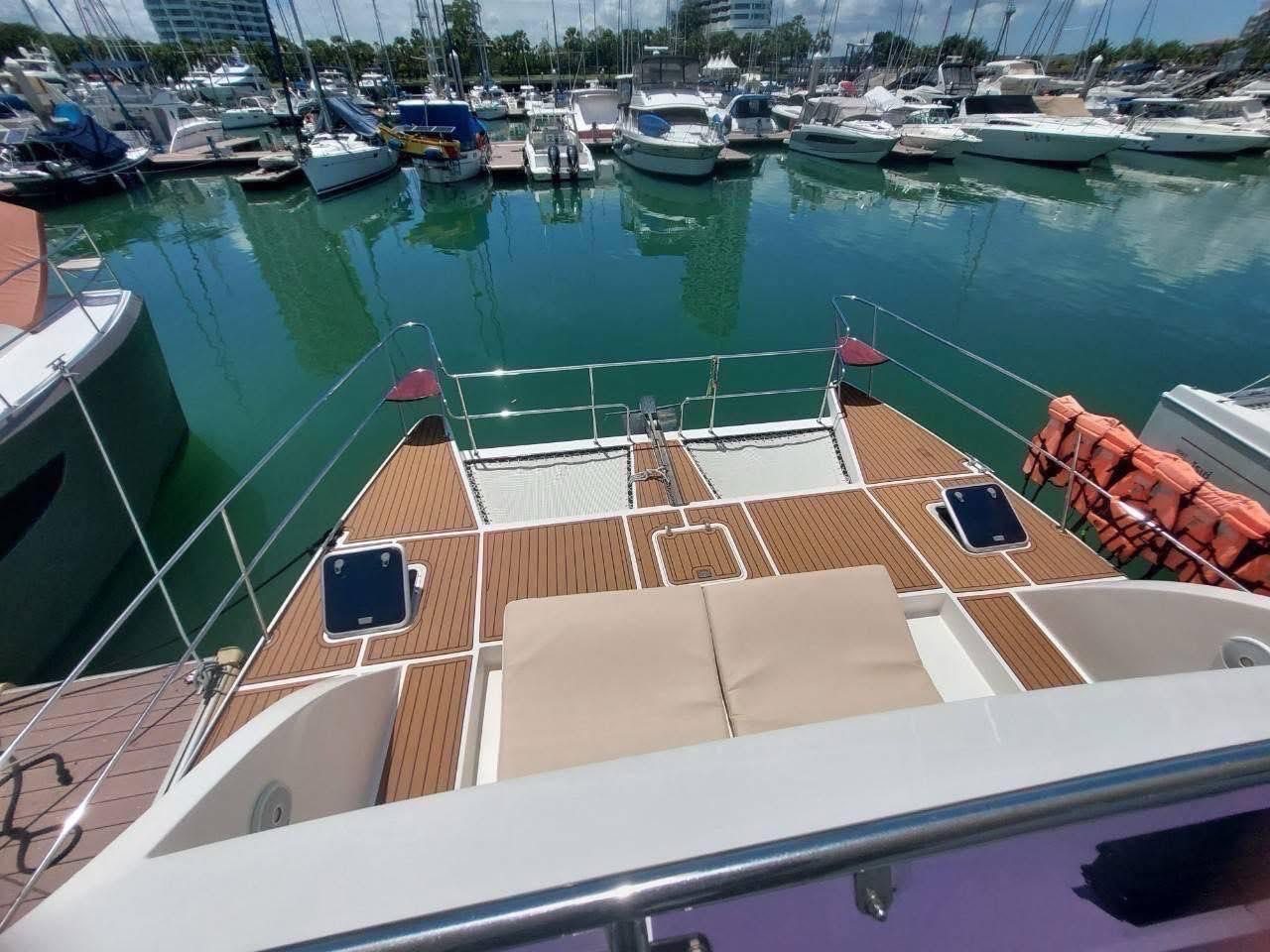 MOMO YACHT image 3